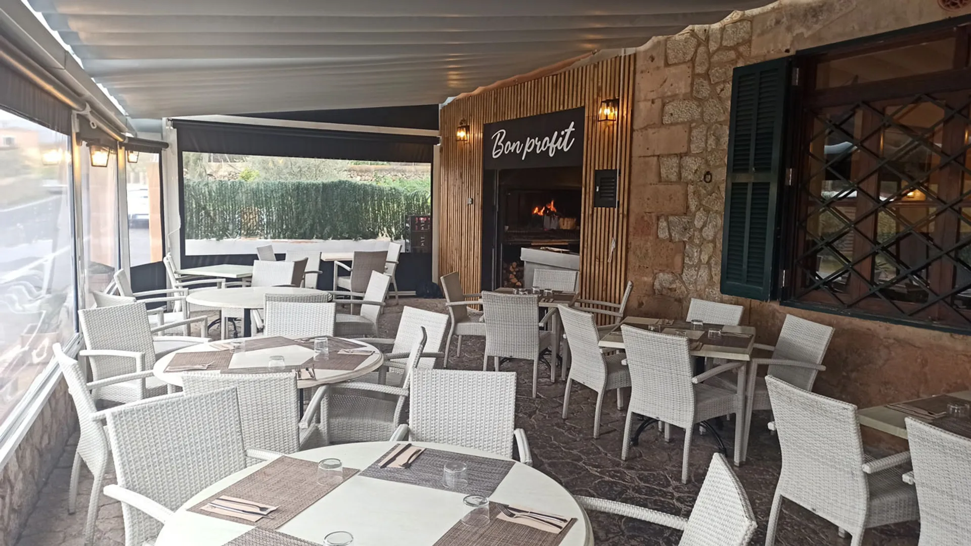 Traditionelle mallorquinische Küche — Rezepte Schritt für Schritt aus dem Restaurant Es Muntant